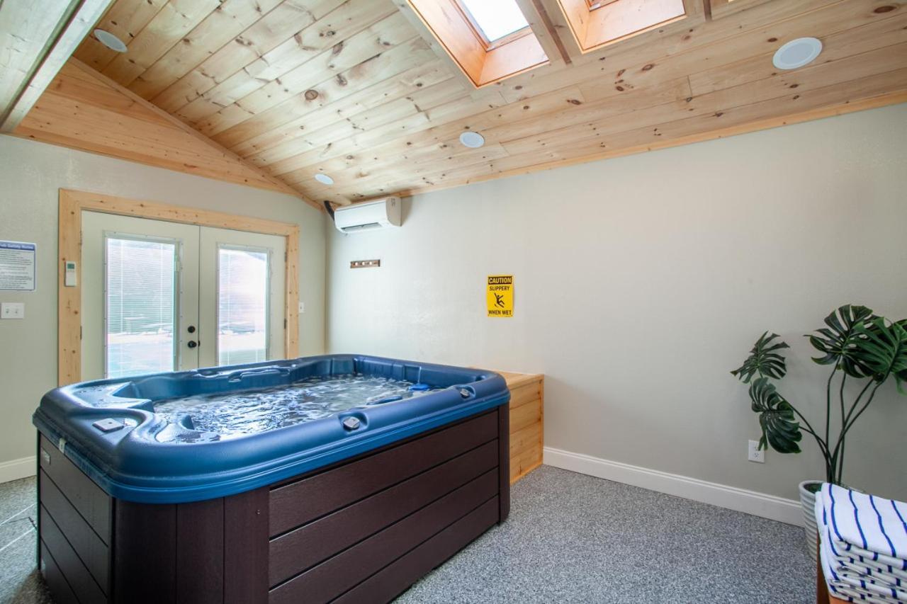 Mountain Breeze Private Pool Hot Tub Games Villa Sevierville Esterno foto